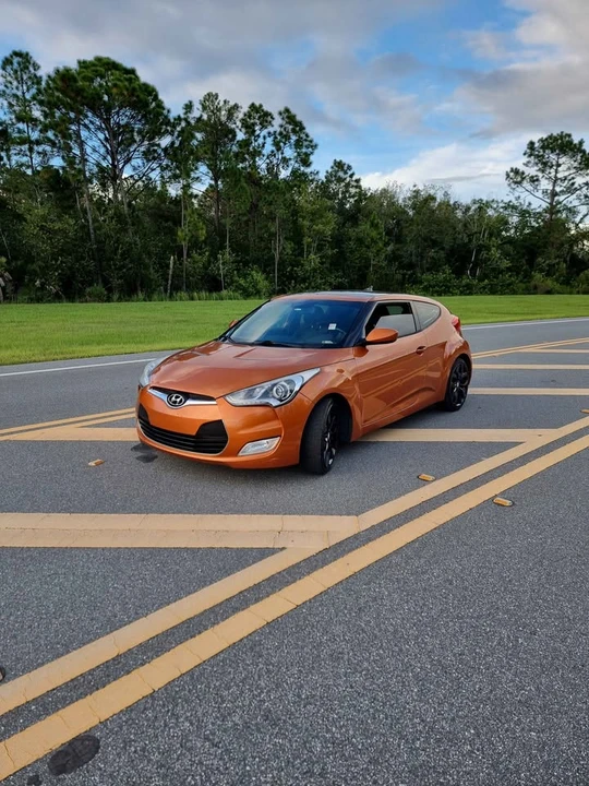 2013 Hyundai Veloster - Image 3 of 15