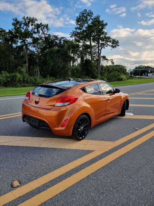 2013 Hyundai Veloster - Image 7 of 15