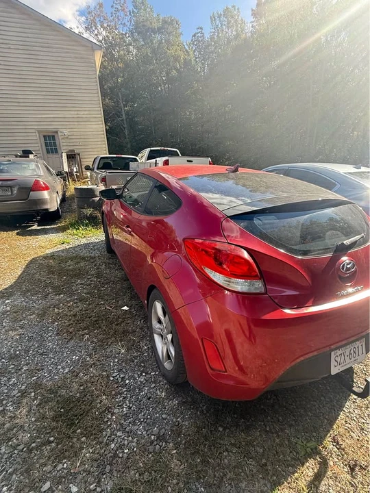 2013 Hyundai Veloster - Image 3 of 11
