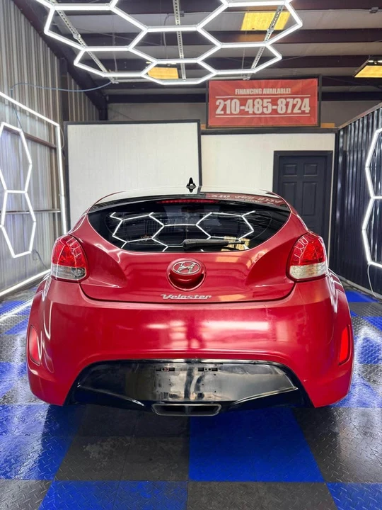 2013 Hyundai Veloster - Image 11 of 12