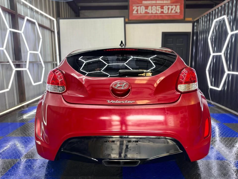 2013 Hyundai Veloster - Image 11 of 12