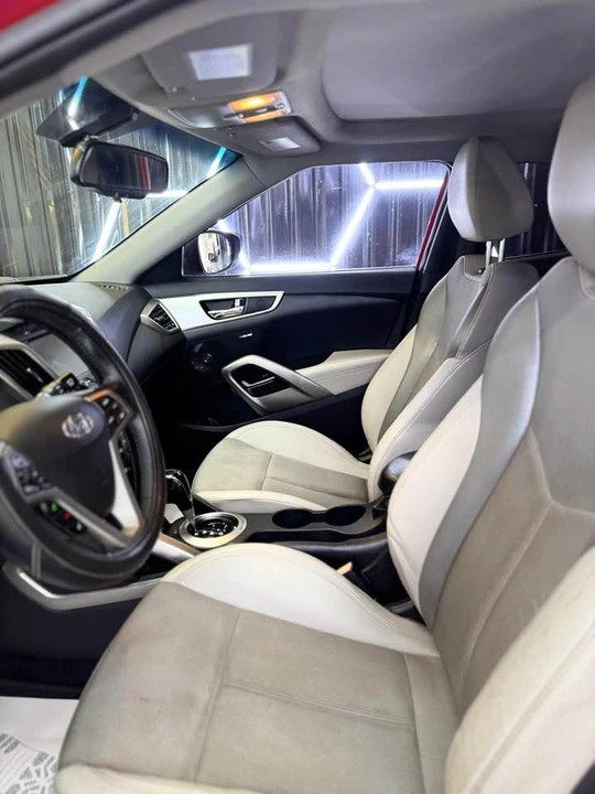 2013 Hyundai Veloster - Image 5 of 9