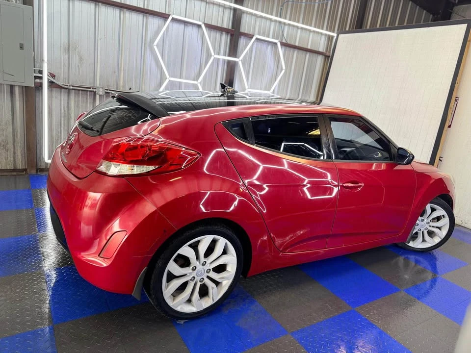 2013 Hyundai Veloster - Image 10 of 12