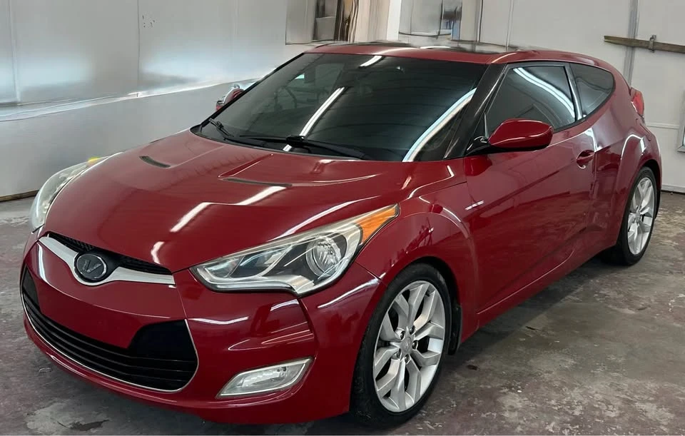 2013 Hyundai Veloster - Image 2 of 11