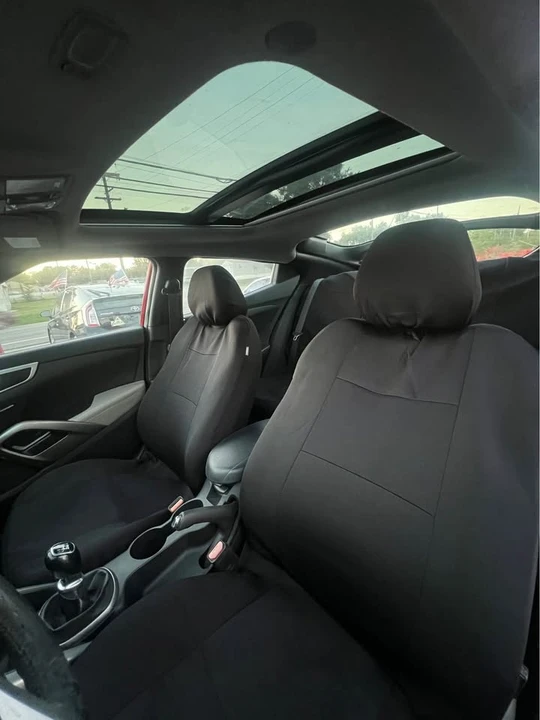 2013 Hyundai Veloster - Image 8 of 12