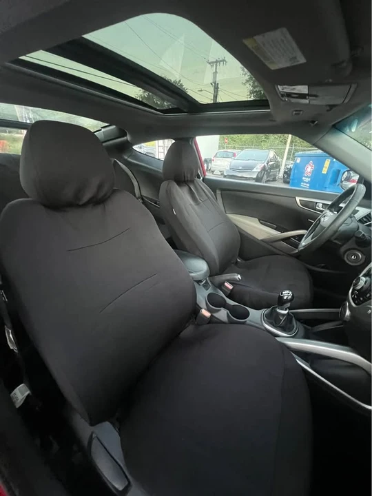 2013 Hyundai Veloster - Image 10 of 12