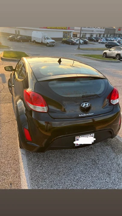 2013 Hyundai Veloster - Image 2 of 6