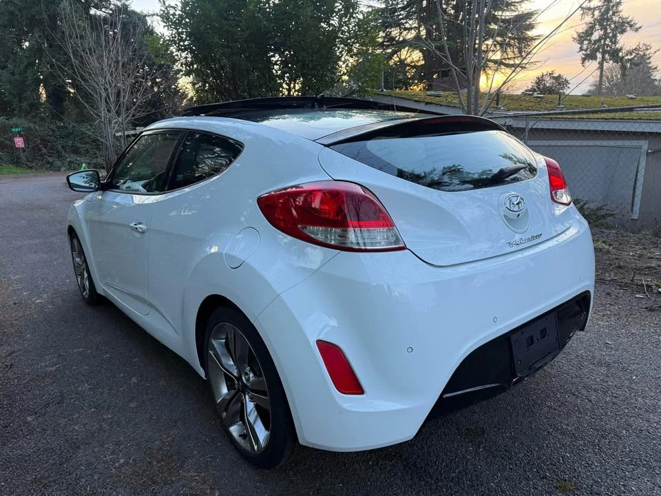 2013 Hyundai Veloster - Image 3 of 14
