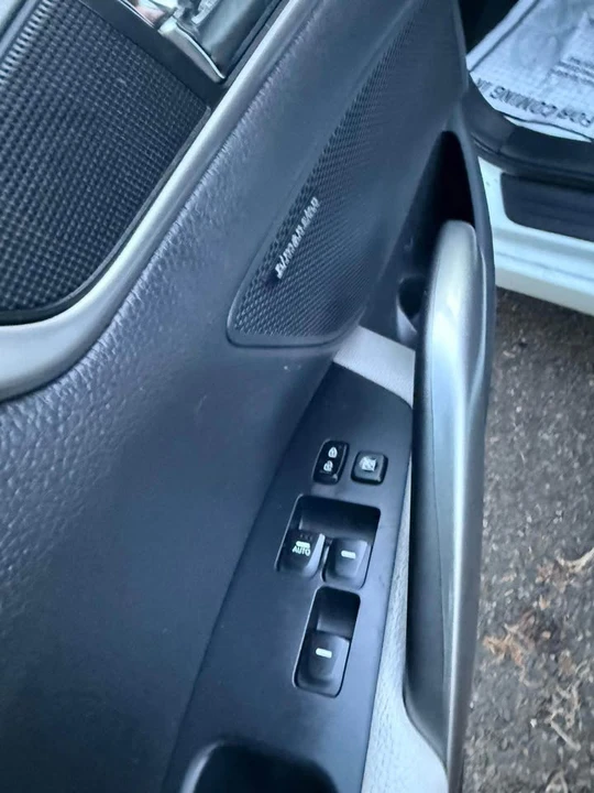 2013 Hyundai Veloster - Image 14 of 14