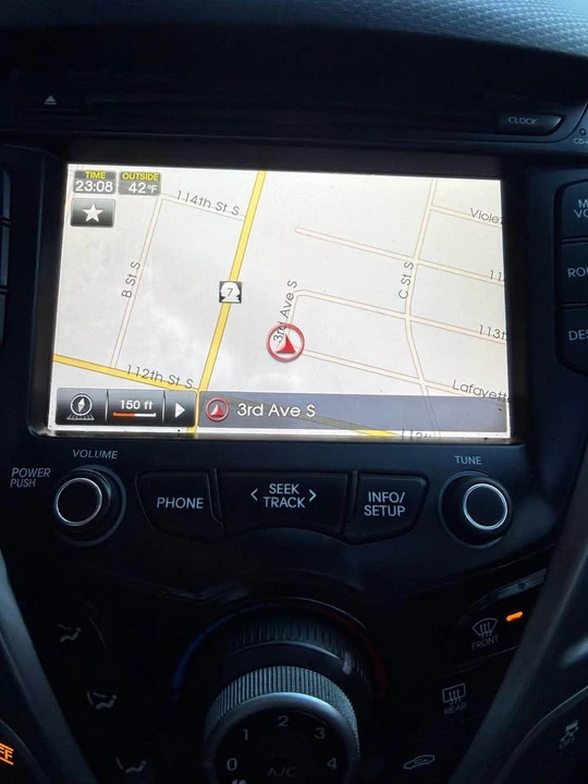 2013 Hyundai Veloster - Image 7 of 14