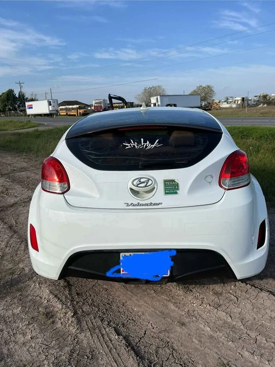 2013 Hyundai Veloster - Image 7 of 8