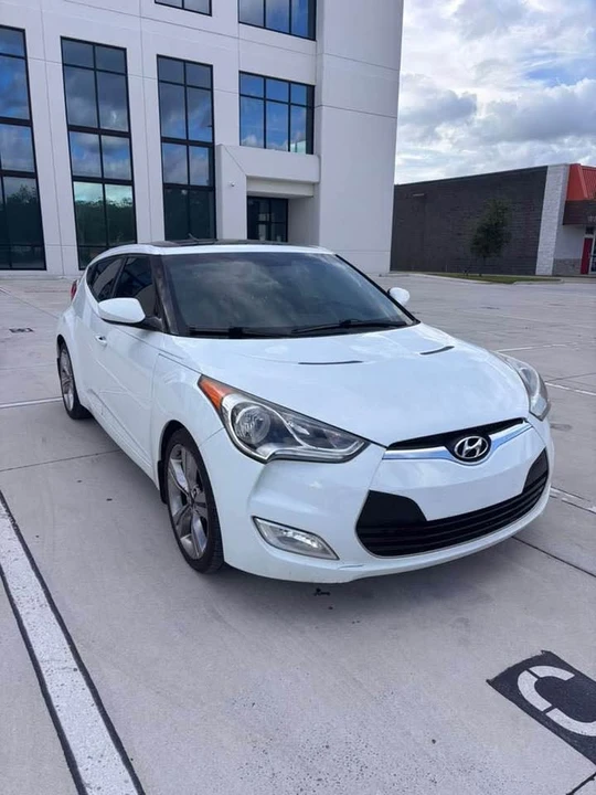 2013 Hyundai Veloster - Image 8 of 14