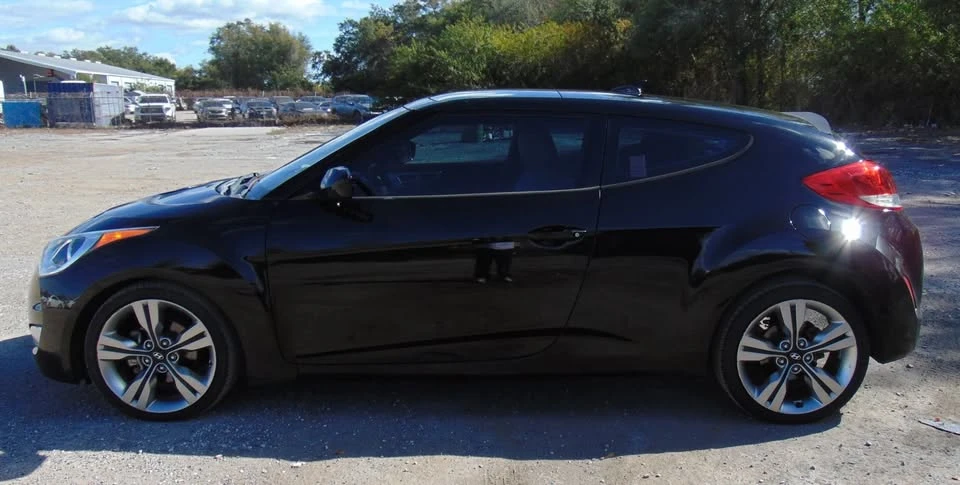 2013 Hyundai Veloster - Image 12 of 12