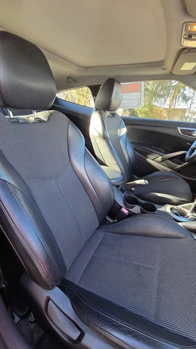 2013 Hyundai Veloster - Image 11 of 15