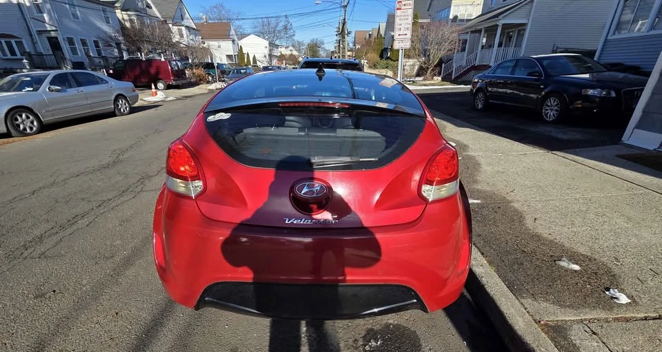 2013 Hyundai Veloster - Image 6 of 15
