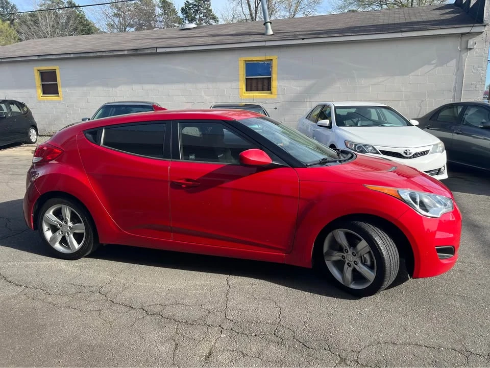 2013 Hyundai Veloster - Image 6 of 9