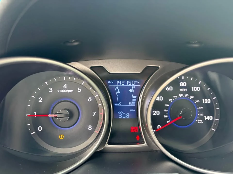 2013 Hyundai Veloster - Image 5 of 11