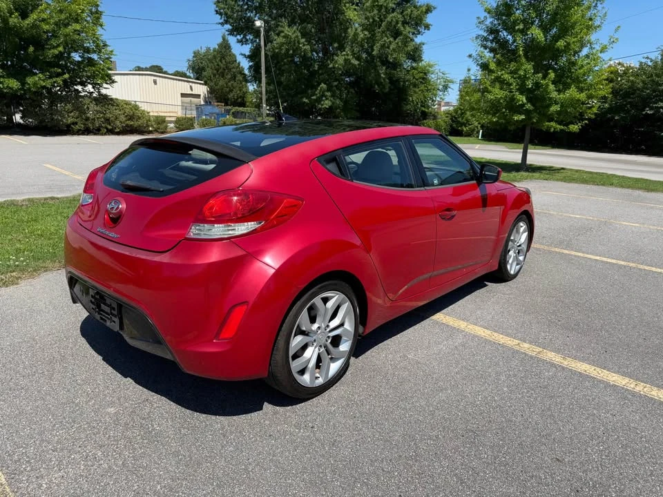 2013 Hyundai Veloster - Image 3 of 16