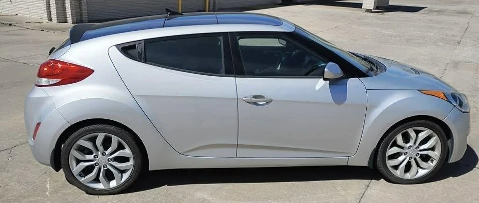 2013 Hyundai Veloster - Image 7 of 13