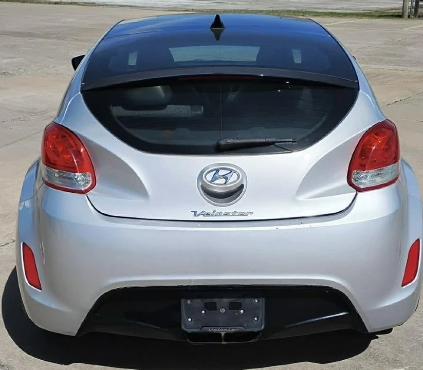2013 Hyundai Veloster - Image 5 of 13