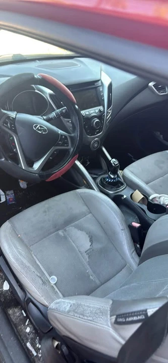 2013 Hyundai Veloster - Image 5 of 5