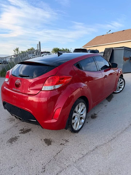 2013 Hyundai Veloster - Image 6 of 12