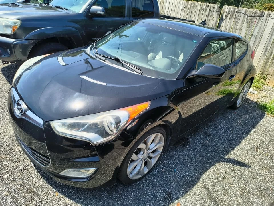 2013 Hyundai Veloster - Image 3 of 14