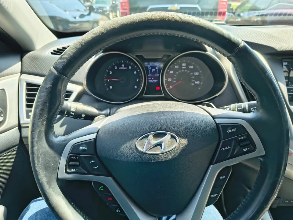 2013 Hyundai Veloster - Image 13 of 14