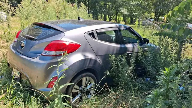 2013 Hyundai Veloster Coupe 3D