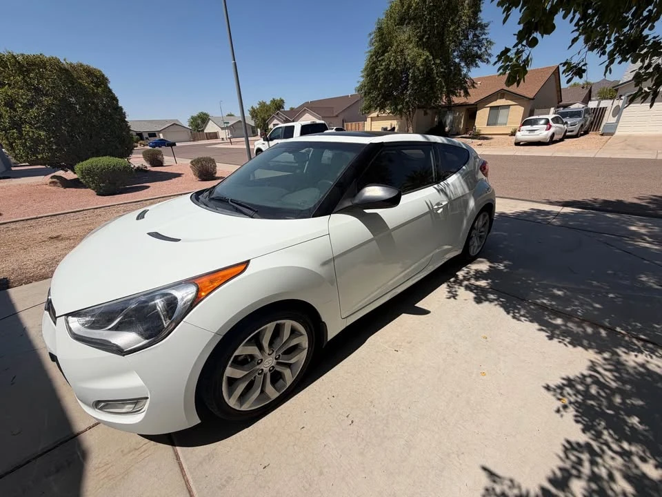 2013 Hyundai Veloster - Image 3 of 6