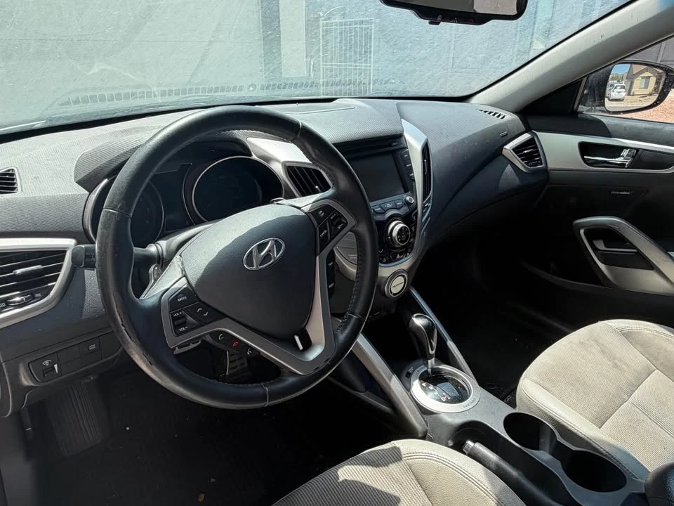 2013 Hyundai Veloster - Image 5 of 6