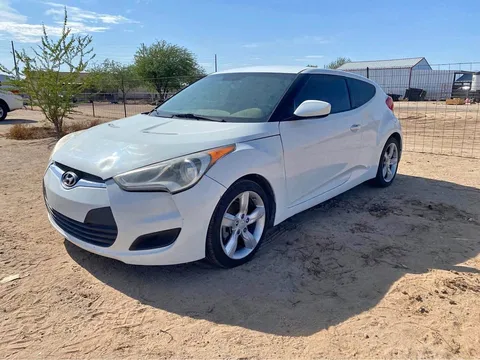 2013 Hyundai Veloster Coupe 3D