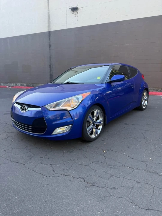 2013 Hyundai Veloster - Image 2 of 8
