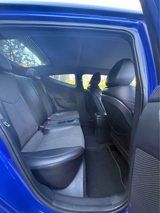 2013 Hyundai Veloster - Image 8 of 8
