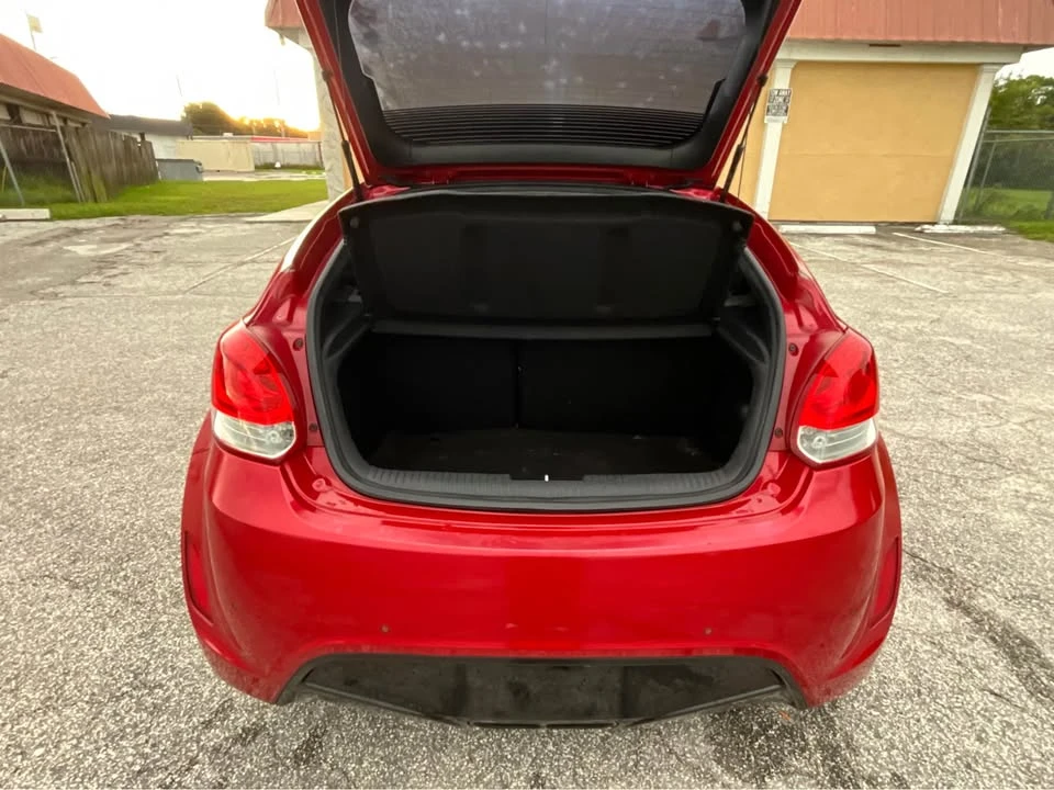 2013 Hyundai Veloster - Image 7 of 12