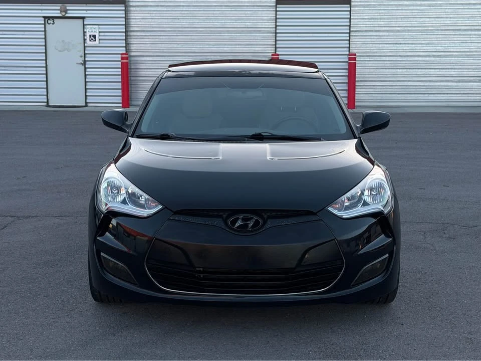 2013 Hyundai Veloster - Image 2 of 10