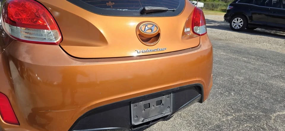 2013 Hyundai Veloster - Image 8 of 20