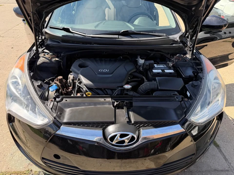 2013 Hyundai Veloster - Image 15 of 18