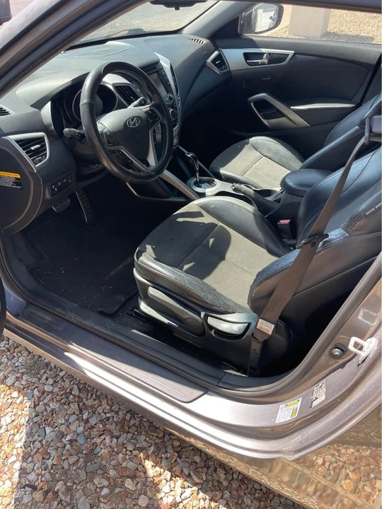 2013 Hyundai Veloster - Image 6 of 14