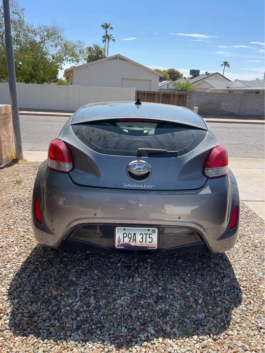 2013 Hyundai Veloster - Image 2 of 14