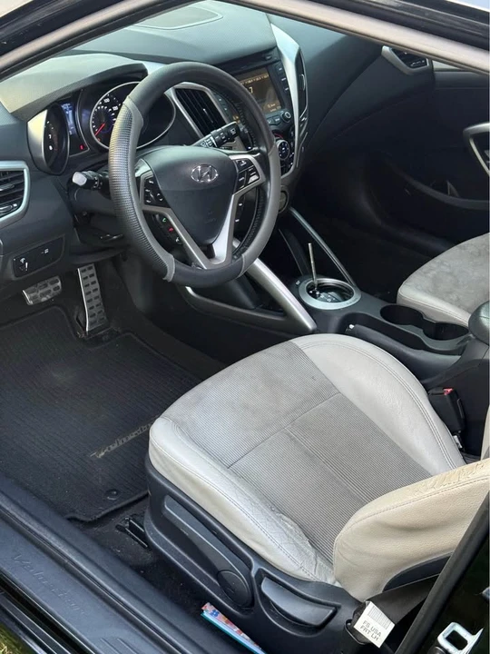 2013 Hyundai Veloster - Image 9 of 16