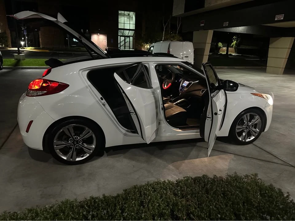 2013 Hyundai Veloster - Image 11 of 11