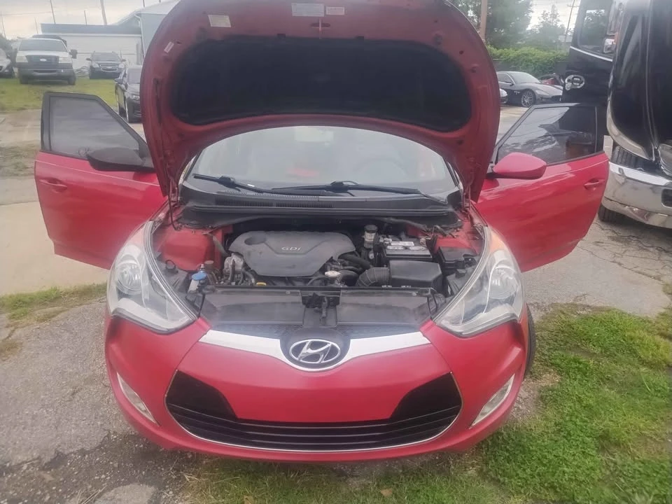 2013 Hyundai Veloster - Image 4 of 13