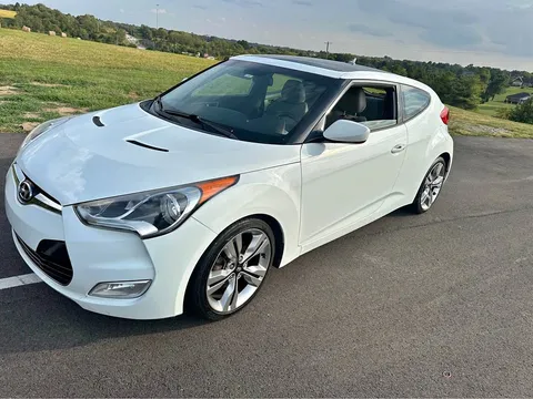 2013 Hyundai Veloster Coupe 3D