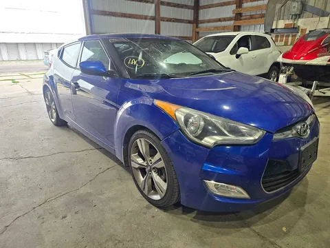 2013 Hyundai Veloster Coupe 3D