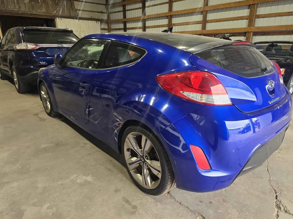 2013 Hyundai Veloster - Image 5 of 10