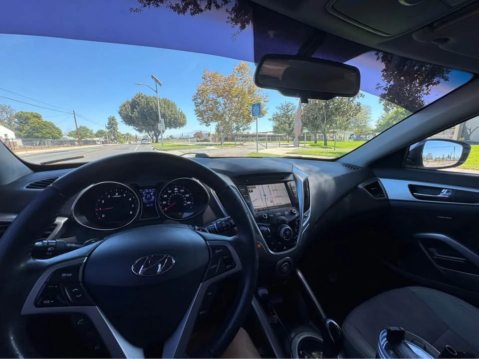 2013 Hyundai Veloster - Image 19 of 20