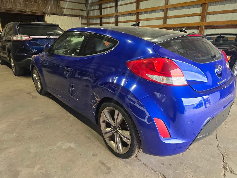 2013 Hyundai Veloster - Image 4 of 8