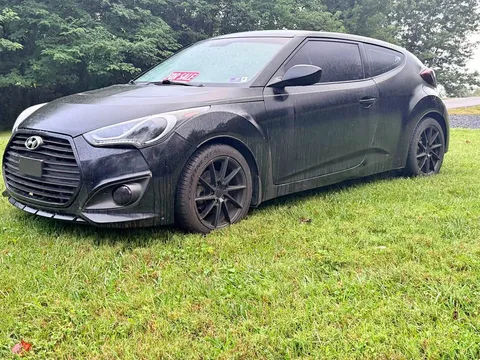 2013 Hyundai Veloster Coupe 3D
