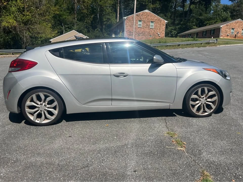 2013 Hyundai Veloster - Image 13 of 13